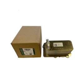 Land Rover Motor Yağ Soğutucu LR075630 LR073678 JDE38250 JDE36854